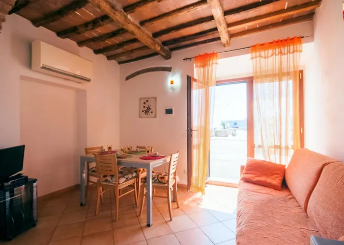 Il Sasso A * ריו מרינה